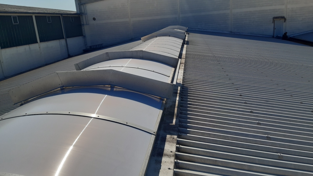 Remplacement des panneaux de la verrière Remplacement des panneaux de la verrière